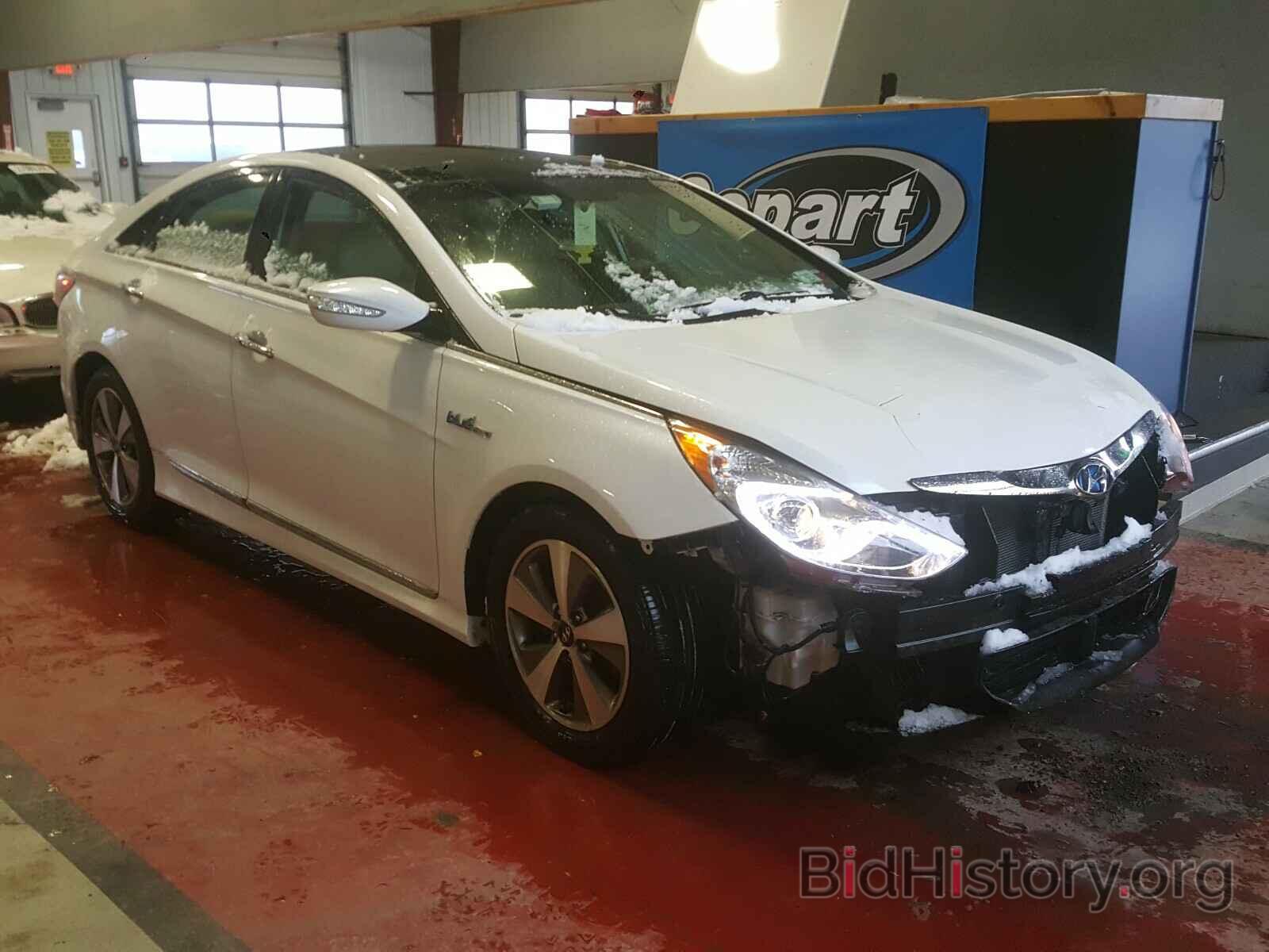 Photo KMHEC4A49BA010802 - HYUNDAI SONATA 2011