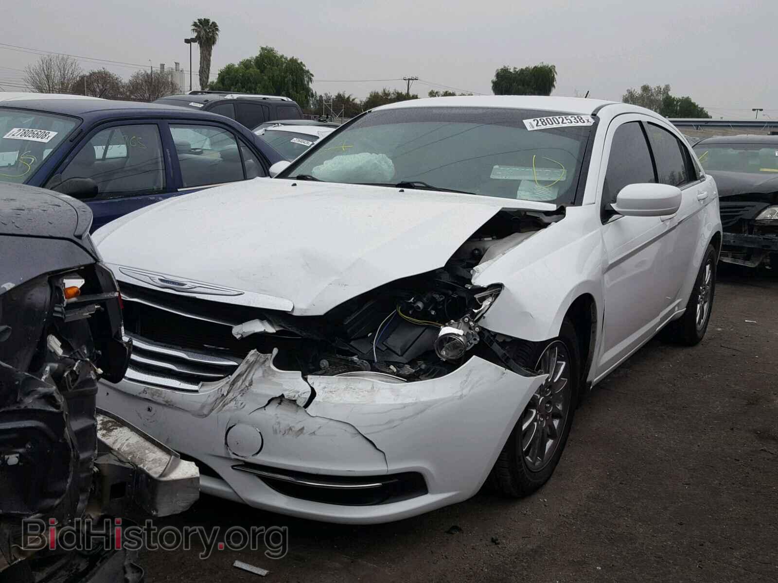 2013 CHRYSLER 200 - VIN: 1C3CCBAB1DN734546 - Photo 2