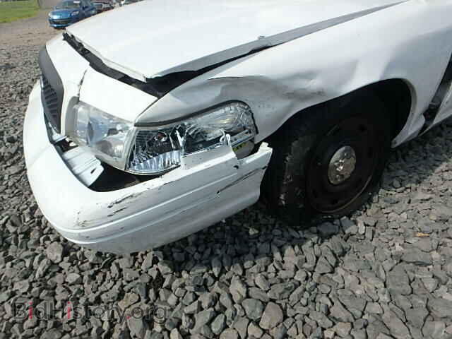 2003 FORD CROWN VIC - VIN: 2FAFP71W63X196927 - Фото 9
