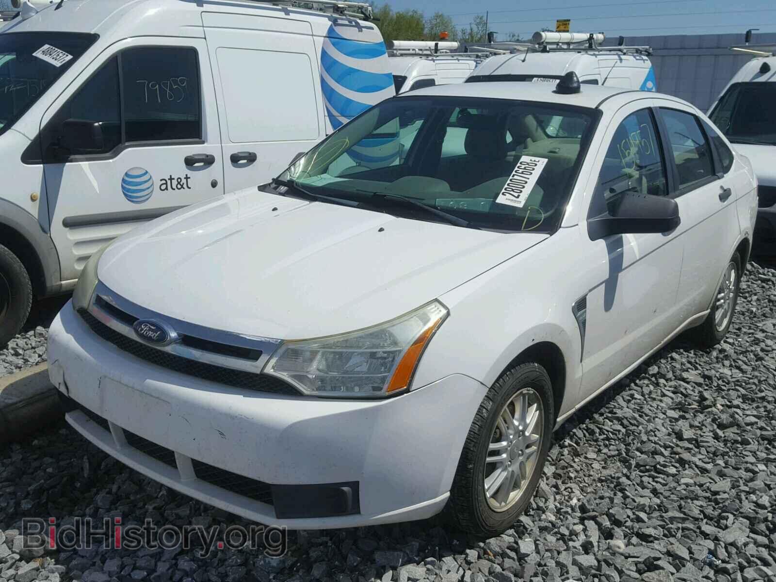 2008 FORD FOCUS - VIN: 1FAHP35N18W282989 - Photo 2