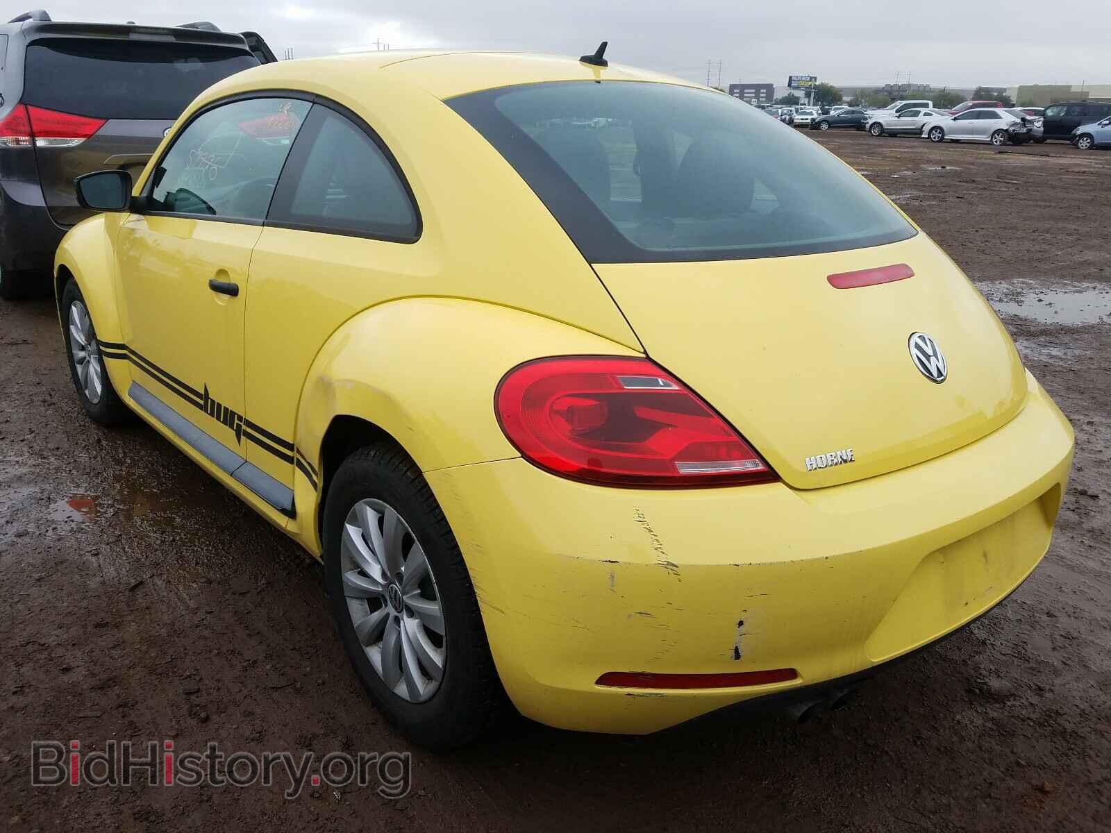 2015 VOLKSWAGEN BEETLE - VIN: 3VWF17AT5FM641432 - Фото 3