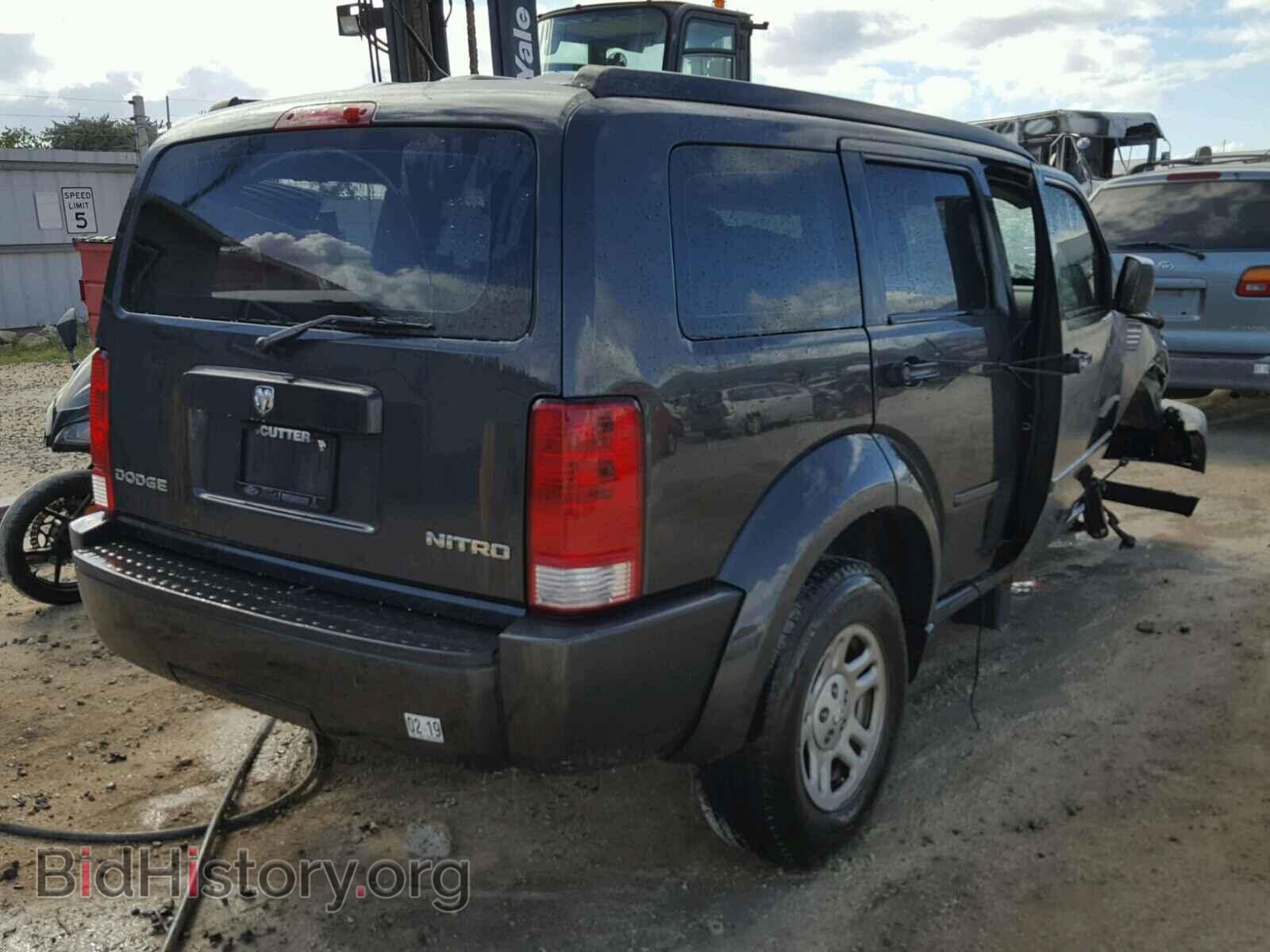 2011 DODGE NITRO - VIN: 1D4PT2GK0BW541299 - Photo 4