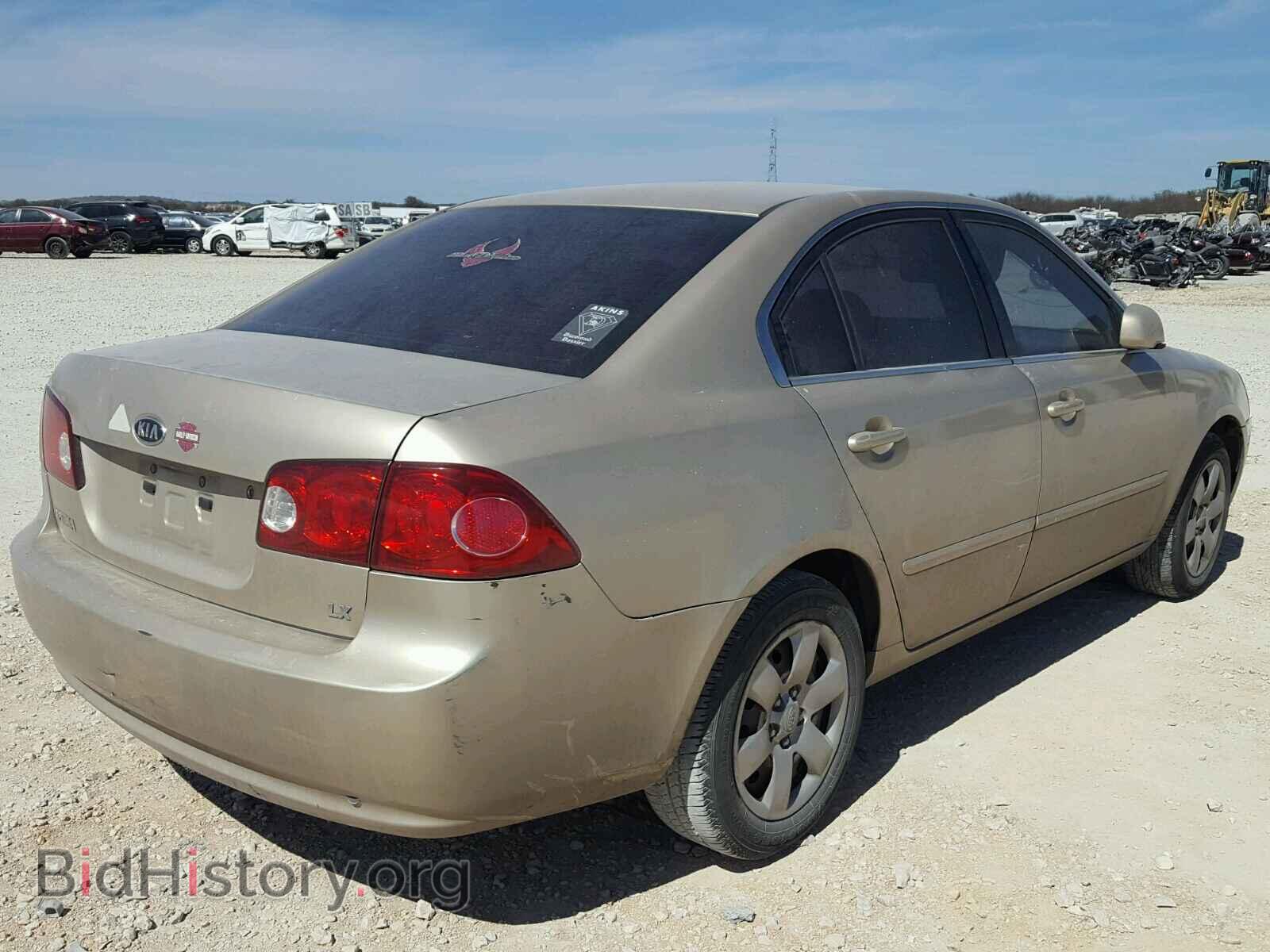 2007 KIA OPTIMA - VIN: KNAGE123275124536 - Фото 4