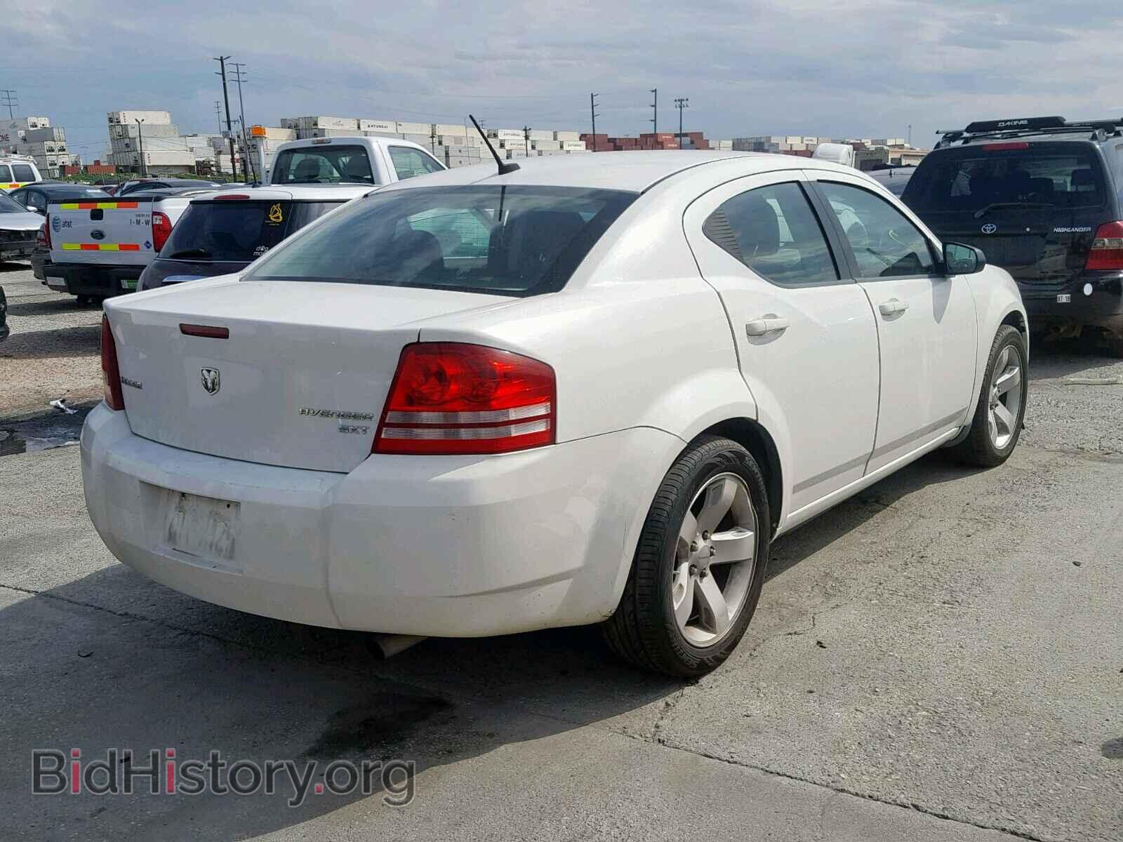 2010 DODGE AVENGER - VIN: 1B3CC4FB4AN209977 - Photo 4