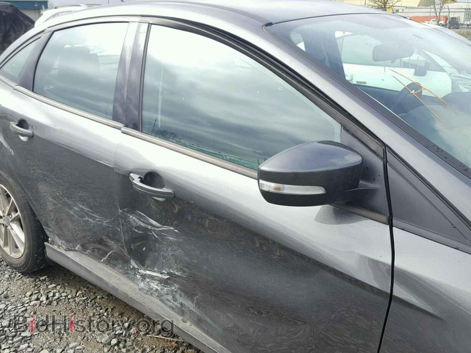 2016 FORD FOCUS - VIN: 1FADP3F2XGL344585 - Photo 9