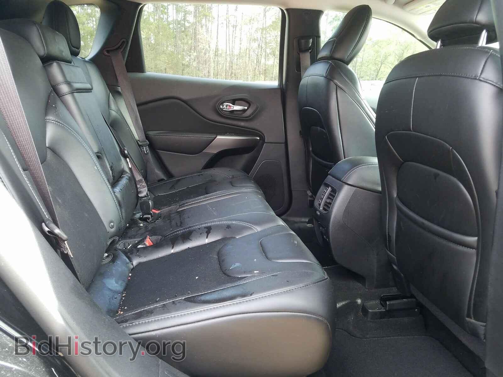 2019 JEEP CHEROKEE - VIN: 1C4PJLLX9KD263900 - Фото 6