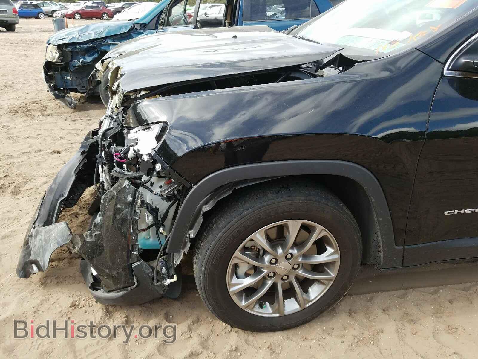 2019 JEEP CHEROKEE - VIN: 1C4PJLLX9KD263900 - Фото 9