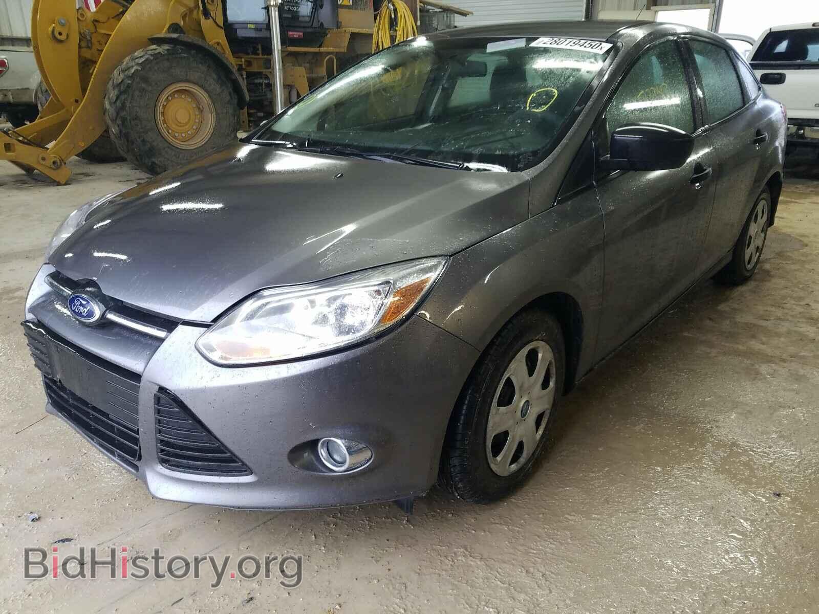 2013 FORD FOCUS - VIN: 1FADP3E23DL381099 - Фото 2
