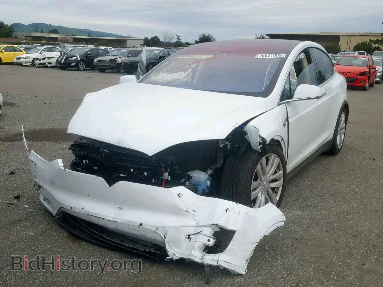 2017 TESLA MODEL X - VIN: 5YJXCDE22HF049009 - Photo 2