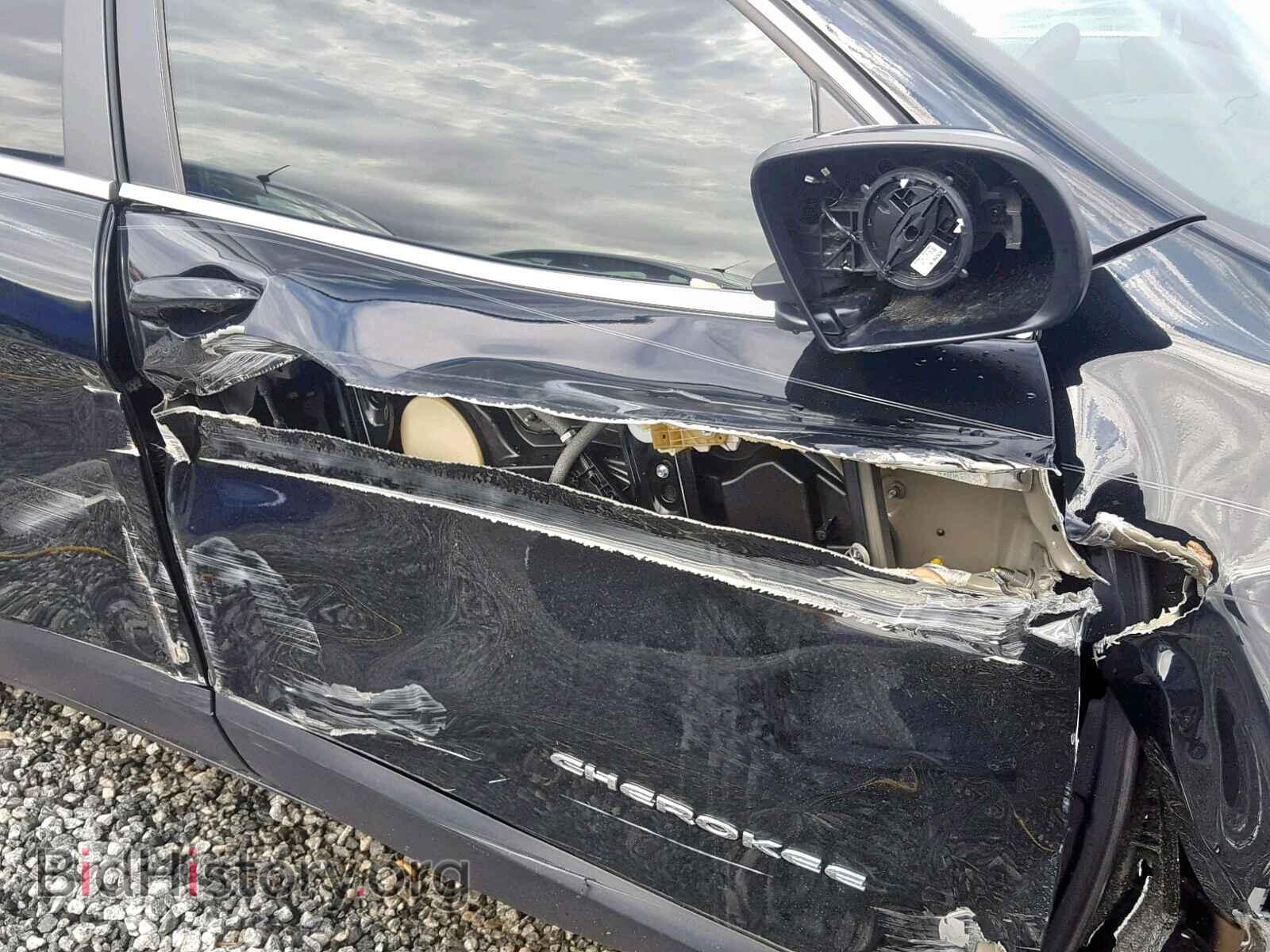 2019 JEEP CHEROKEE L - VIN: 1C4PJMCB6KD255098 - Фото 9