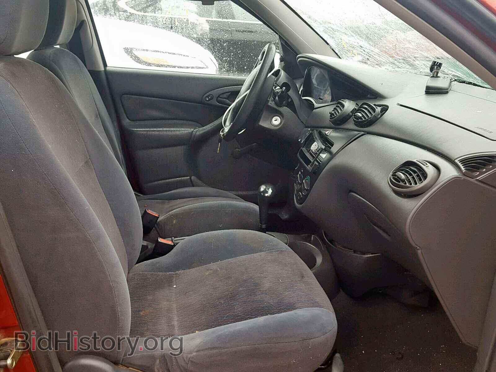 2000 FORD FOCUS SE - VIN: 1FAFP34P9YW305140 - Фото 5