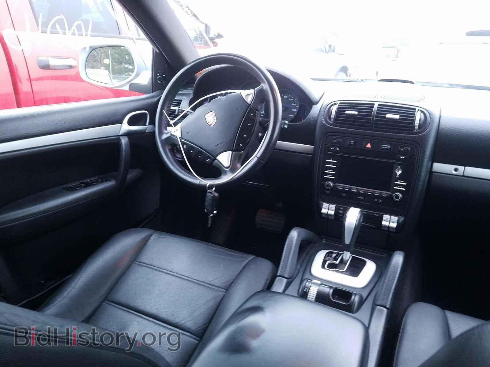 2010 PORSCHE CAYENNE - VIN: WP1AA2AP1ALA04212 - Фото 9