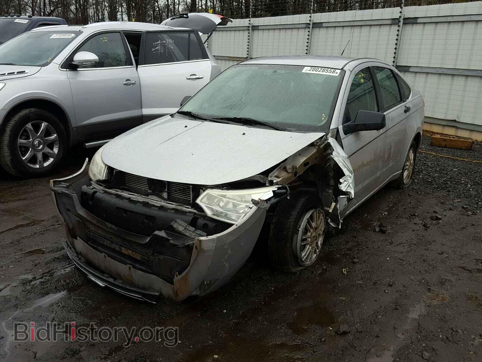 2008 FORD FOCUS - VIN: 1FAHP35N38W174258 - Фото 2