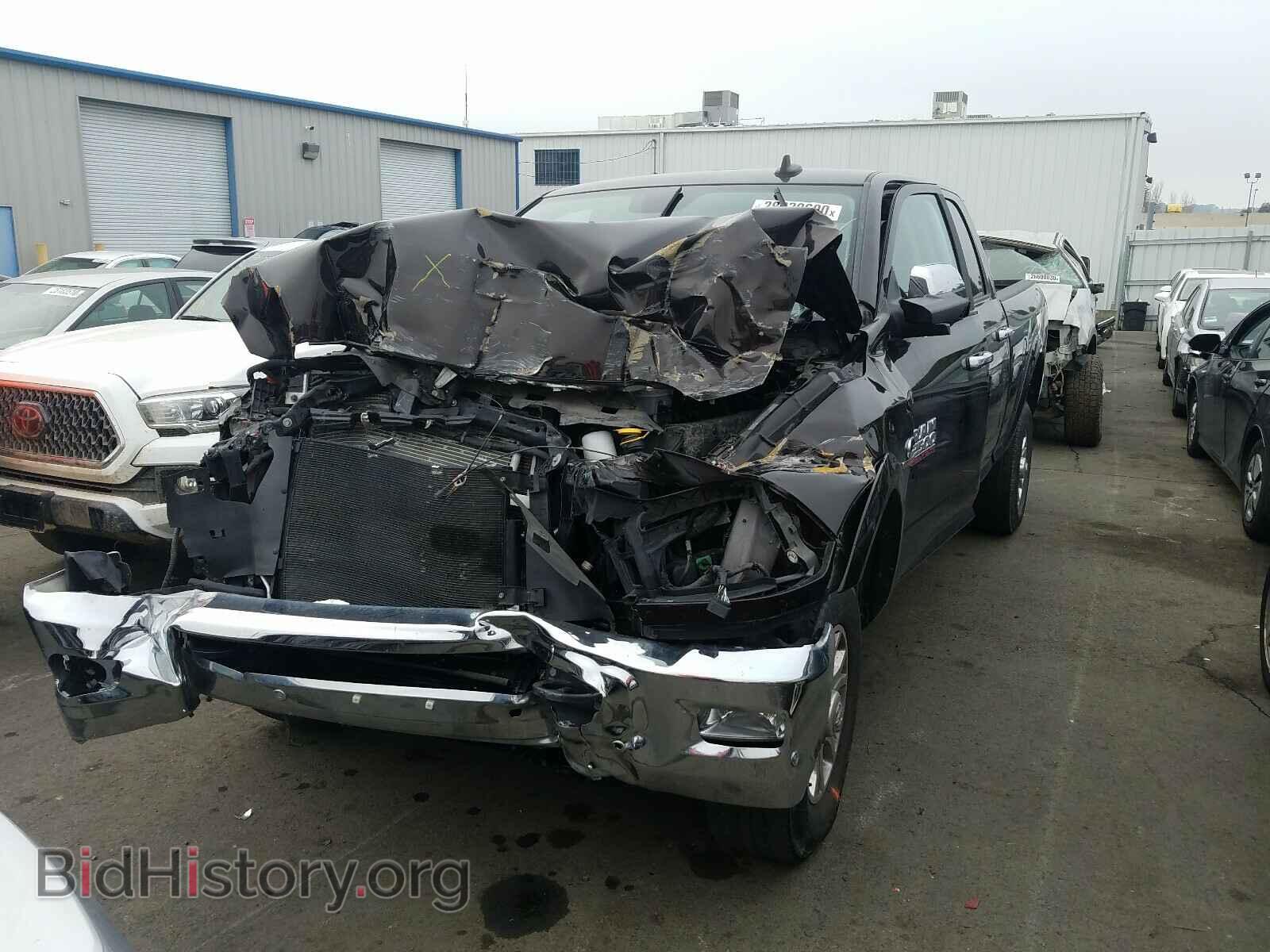 2017 RAM 2500 - VIN: 3C6UR5FL5HG621013 - Фото 2