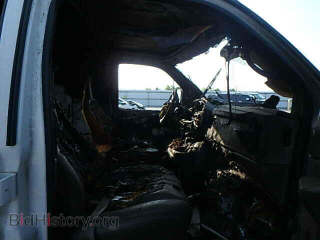 2007 GMC SAVANA - VIN: 1GTHG39V071230558 - Фото 5