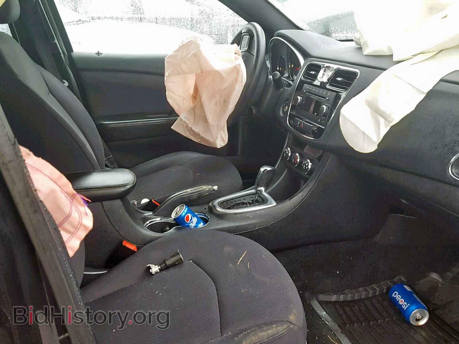 2012 CHRYSLER 200 - VIN: 1C3CCBAB8CN257127 - Фото 5