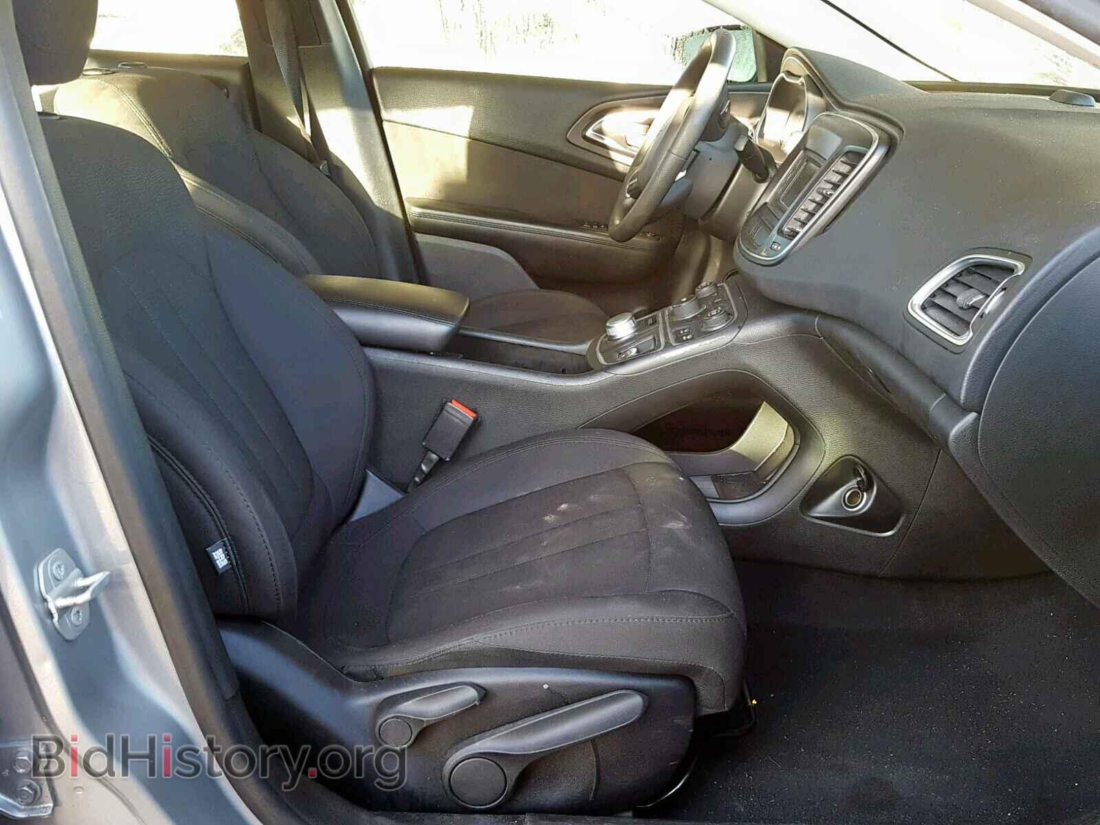 2016 CHRYSLER 200 - VIN: 1C3CCCAB0GN140847 - Фото 5
