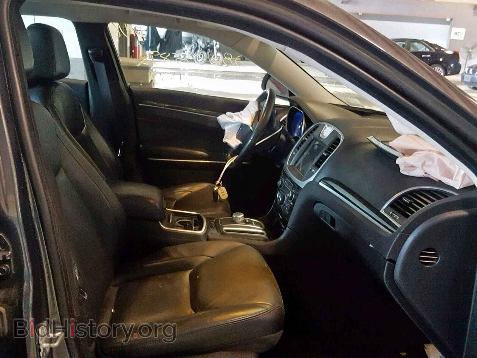 2016 CHRYSLER 300 - VIN: 2C3CCAAGXGH117925 - Фото 5