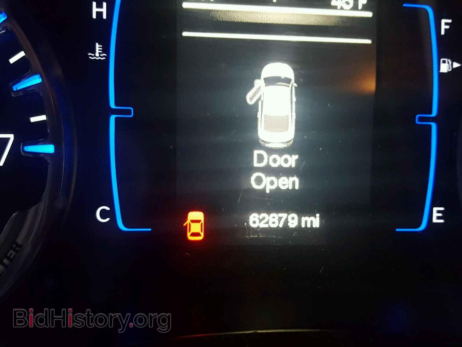 2015 CHRYSLER 200 - VIN: 1C3CCCAB2FN618359 - Фото 8