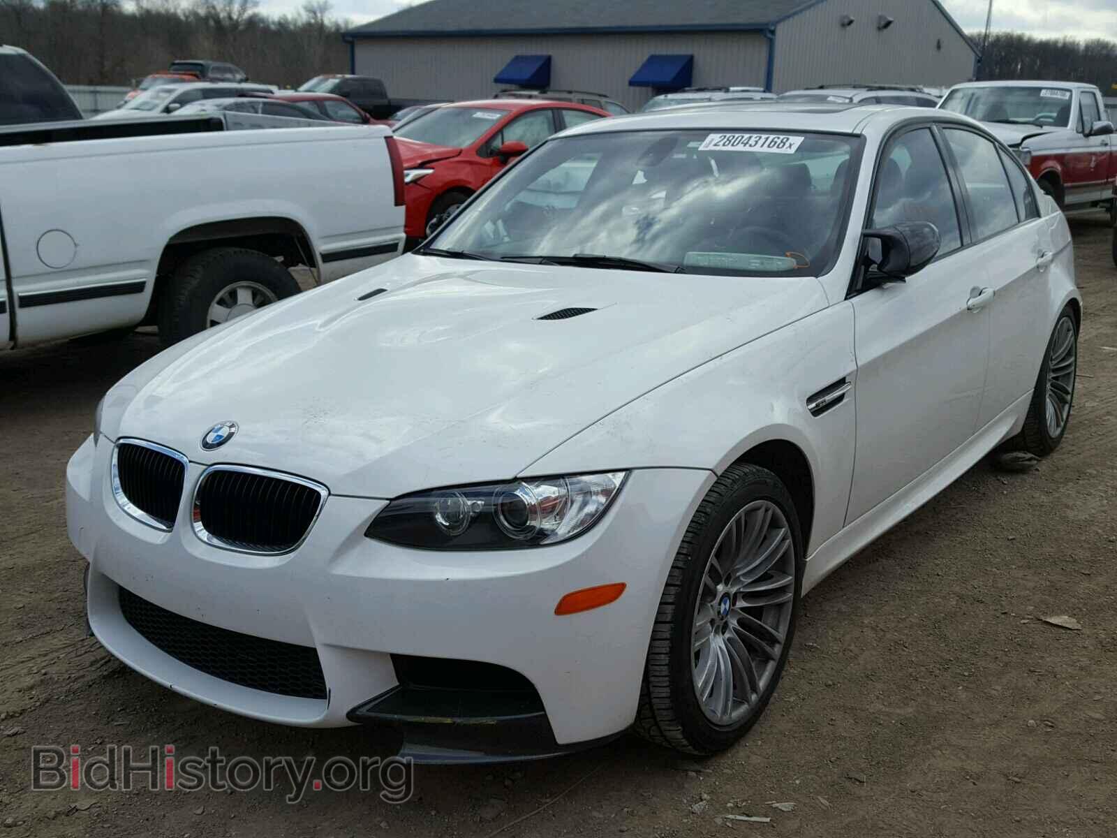 2011 BMW M3 - VIN: WBSPM9C51BE698664 - Фото 2