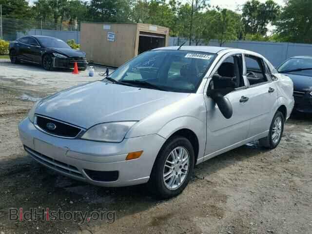 2007 FORD FOCUS - VIN: 1FAFP34N87W187532 - Фото 2