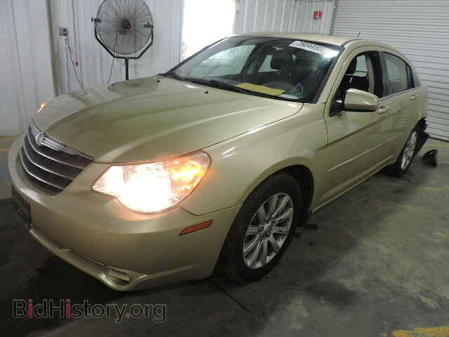 2010 CHRYSLER SEBRING - VIN: 1C3CC5FD7AN197110 - Photo 2