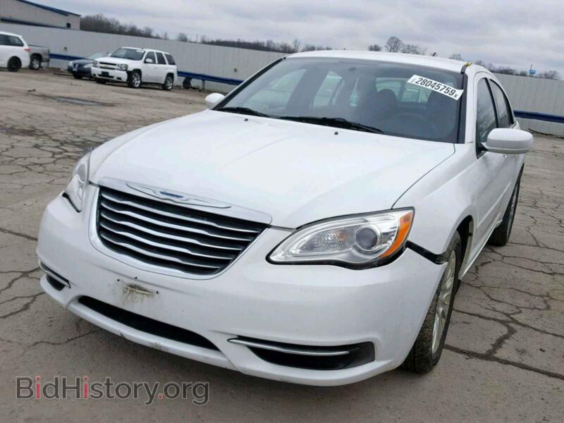 2012 Chrysler 200 (VIN 1C3CCBAB1CN208593) — photo 2 of 10