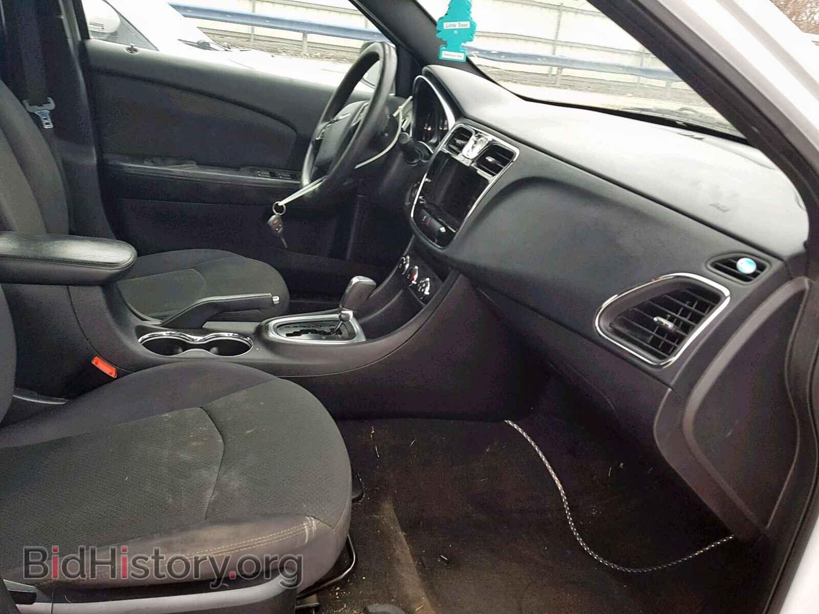 2012 CHRYSLER 200 - VIN: 1C3CCBAB1CN208593 - Фото 5