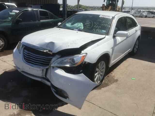 2013 CHRYSLER 200 - VIN: 1C3CCBBB7DN642551 - Фото 2