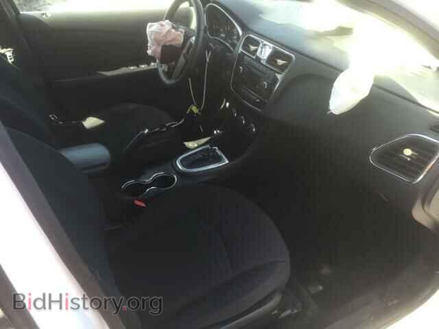 2013 CHRYSLER 200 - VIN: 1C3CCBBB7DN642551 - Фото 5