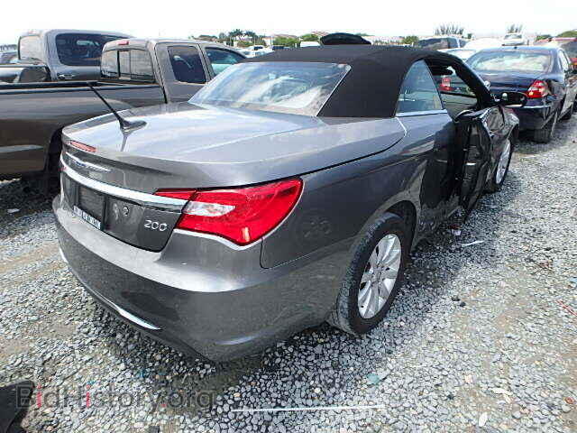 2012 CHRYSLER 200 - VIN: 1C3BCBEB2CN215865 - Фото 4