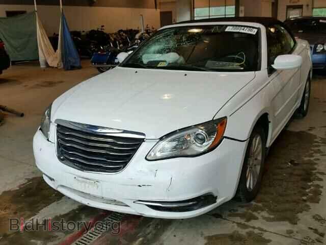 2011 CHRYSLER 200 - VIN: 1C3BC2EB9BN563399 - Фото 2