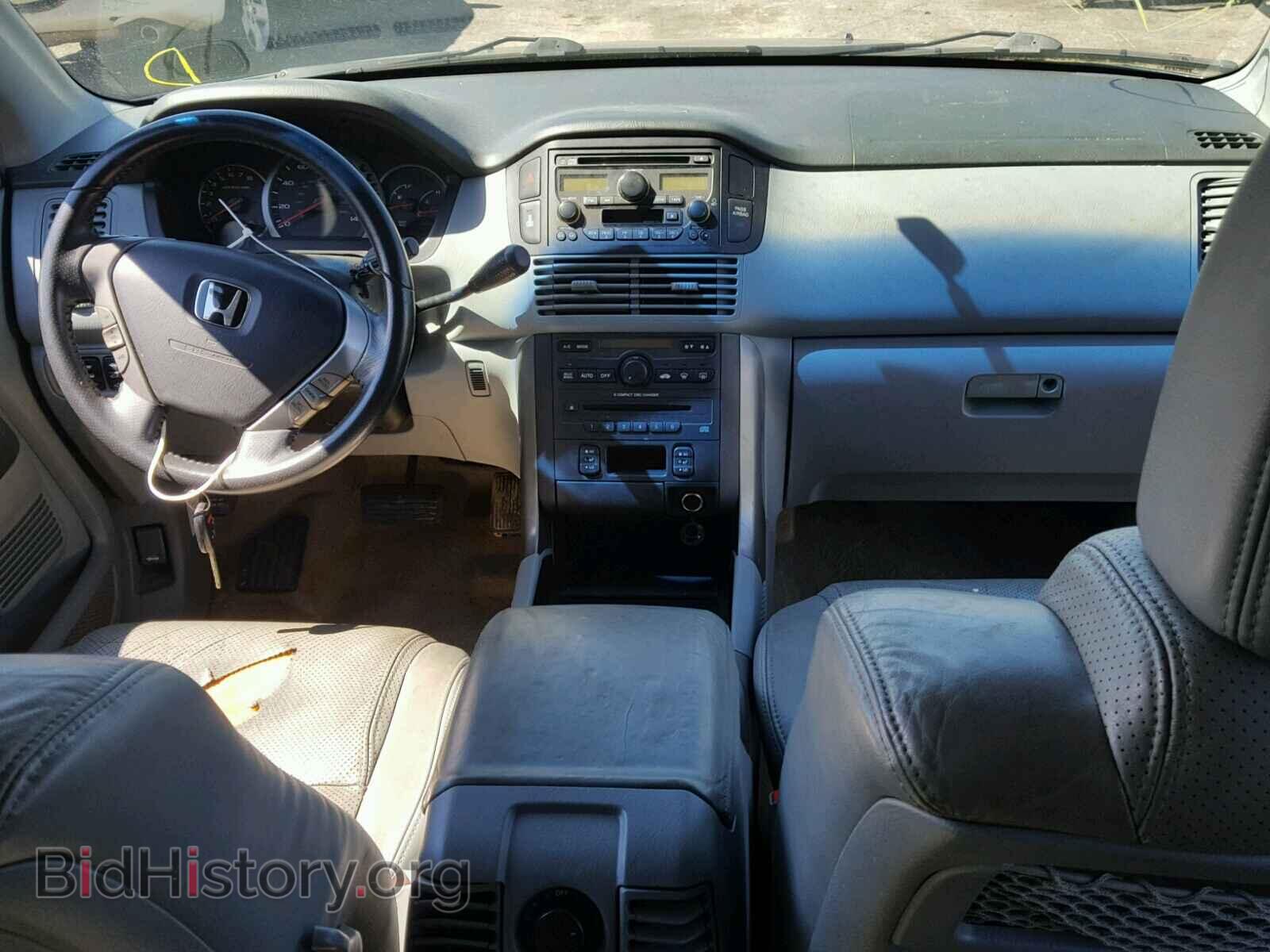 2005 HONDA PILOT - VIN: 5FNYF18505B024377 - Фото 9