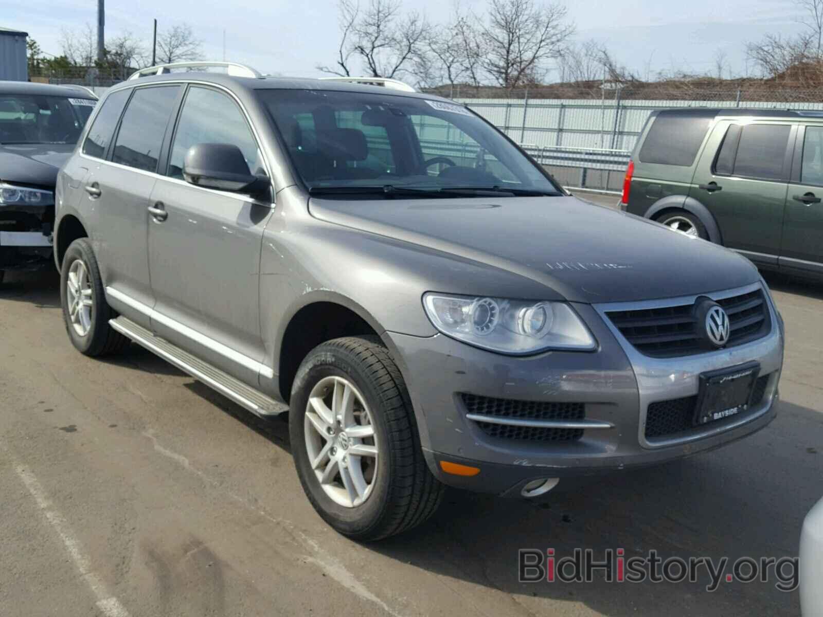 Фотография WVGBF7A9XAD002468 - VOLKSWAGEN TOUAREG 2010