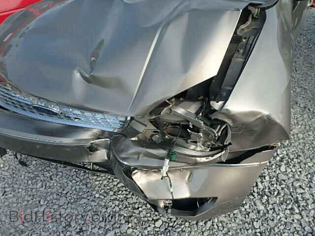 2004 FORD FREESTAR - VIN: 2FMDA522X4BA57722 - Фото 9
