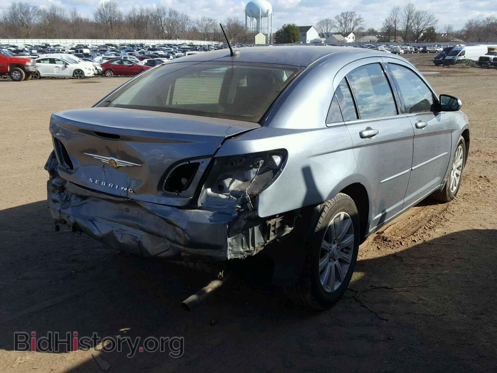2010 CHRYSLER SEBRING - VIN: 1C3CC5FDXAN199627 - Фото 4