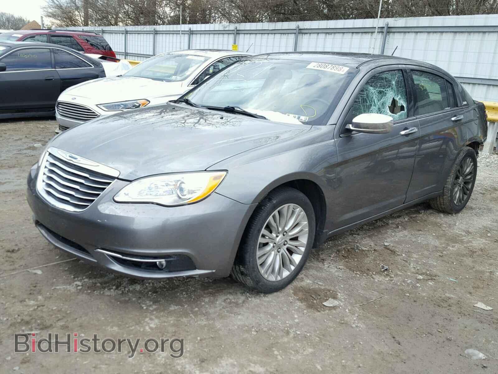 2012 CHRYSLER 200 - VIN: 1C3CCBCB0CN176281 - Photo 2