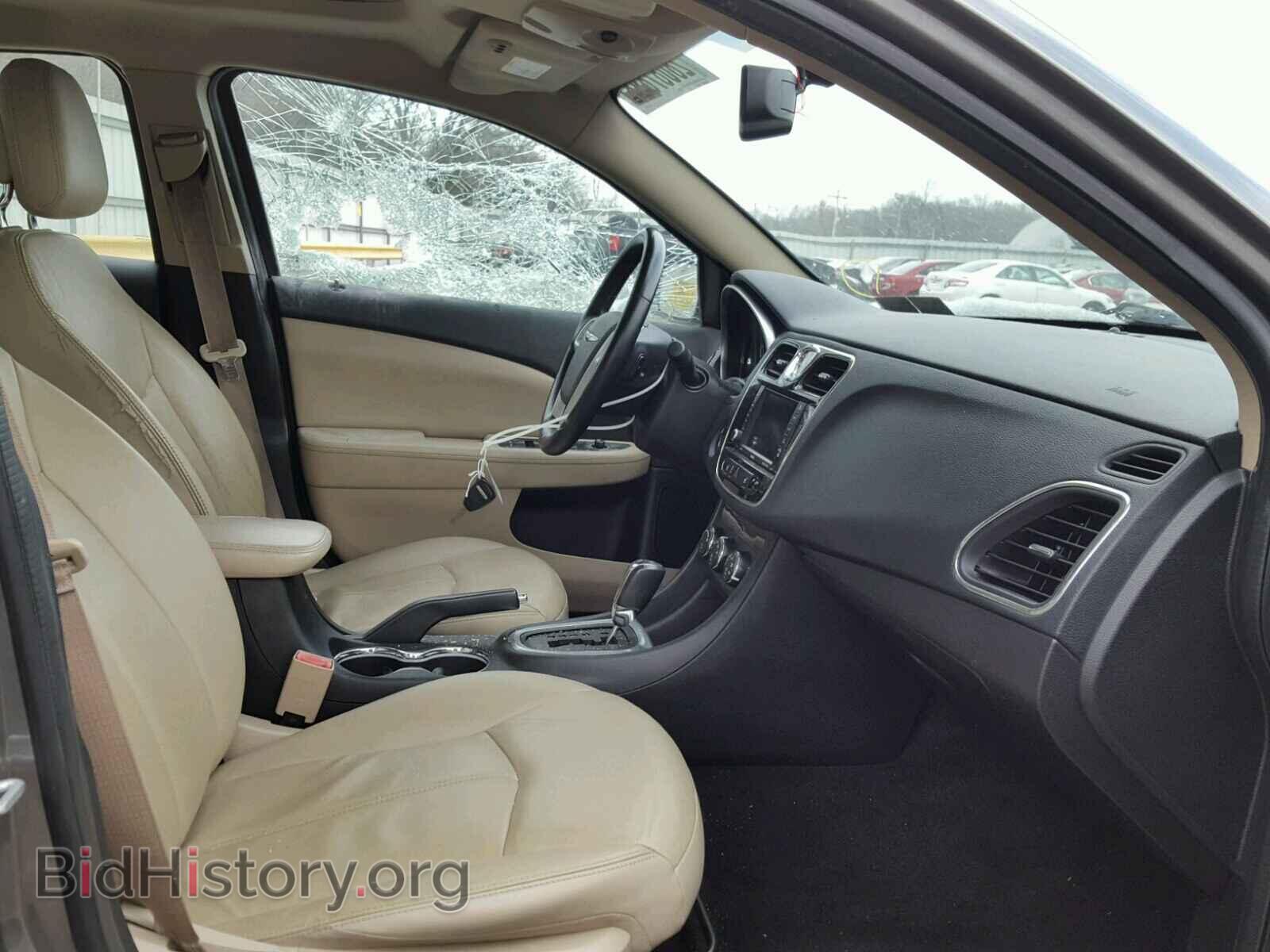 2012 CHRYSLER 200 - VIN: 1C3CCBCB0CN176281 - Photo 5