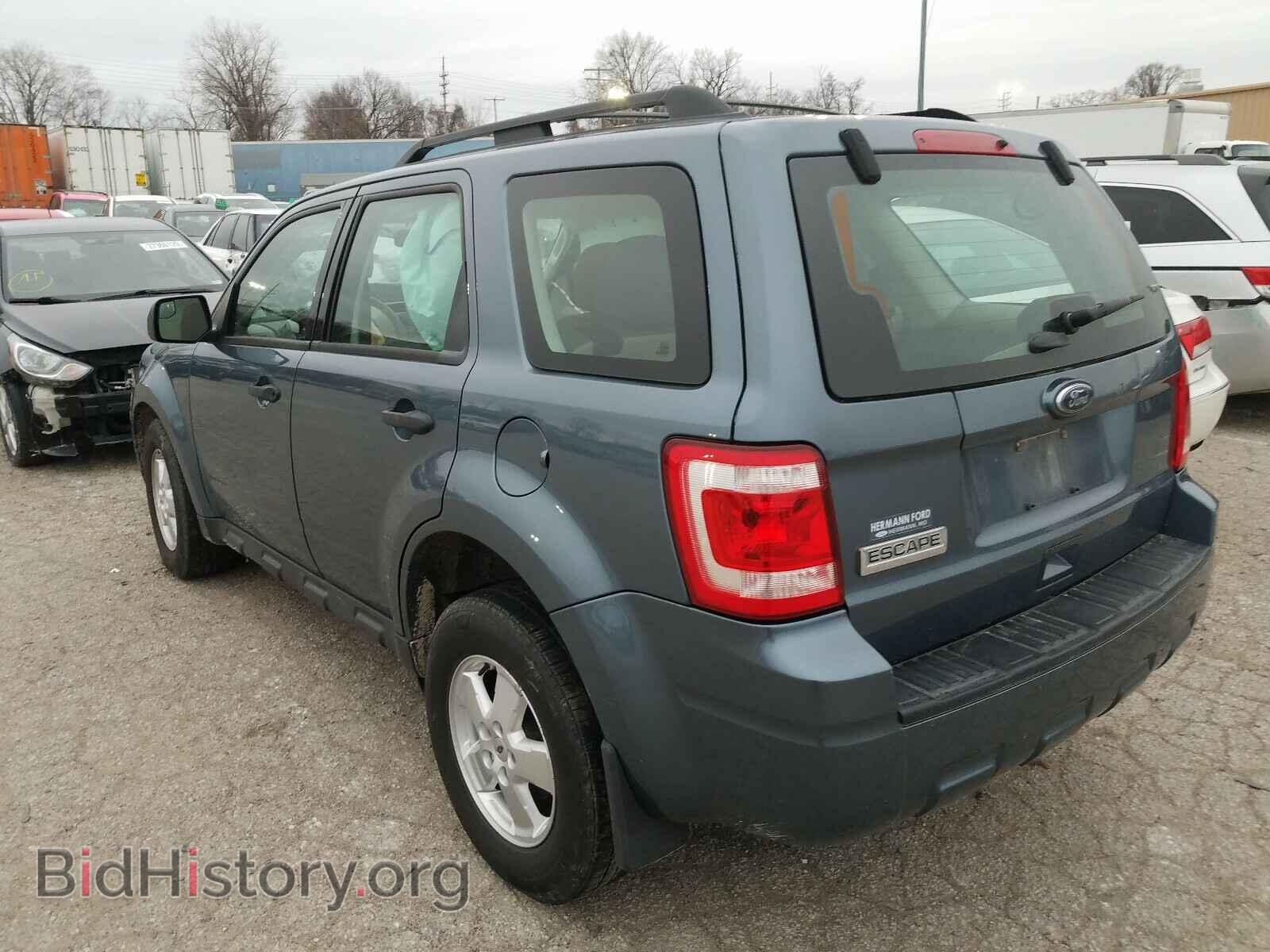 2011 FORD ESCAPE - VIN: 1FMCU0C79BKC51418 - Фото 3