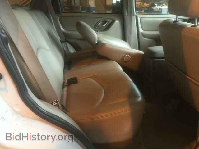 2002 MAZDA TRIBUTE - VIN: 4F2CU081X2KM43911 - Фото 6