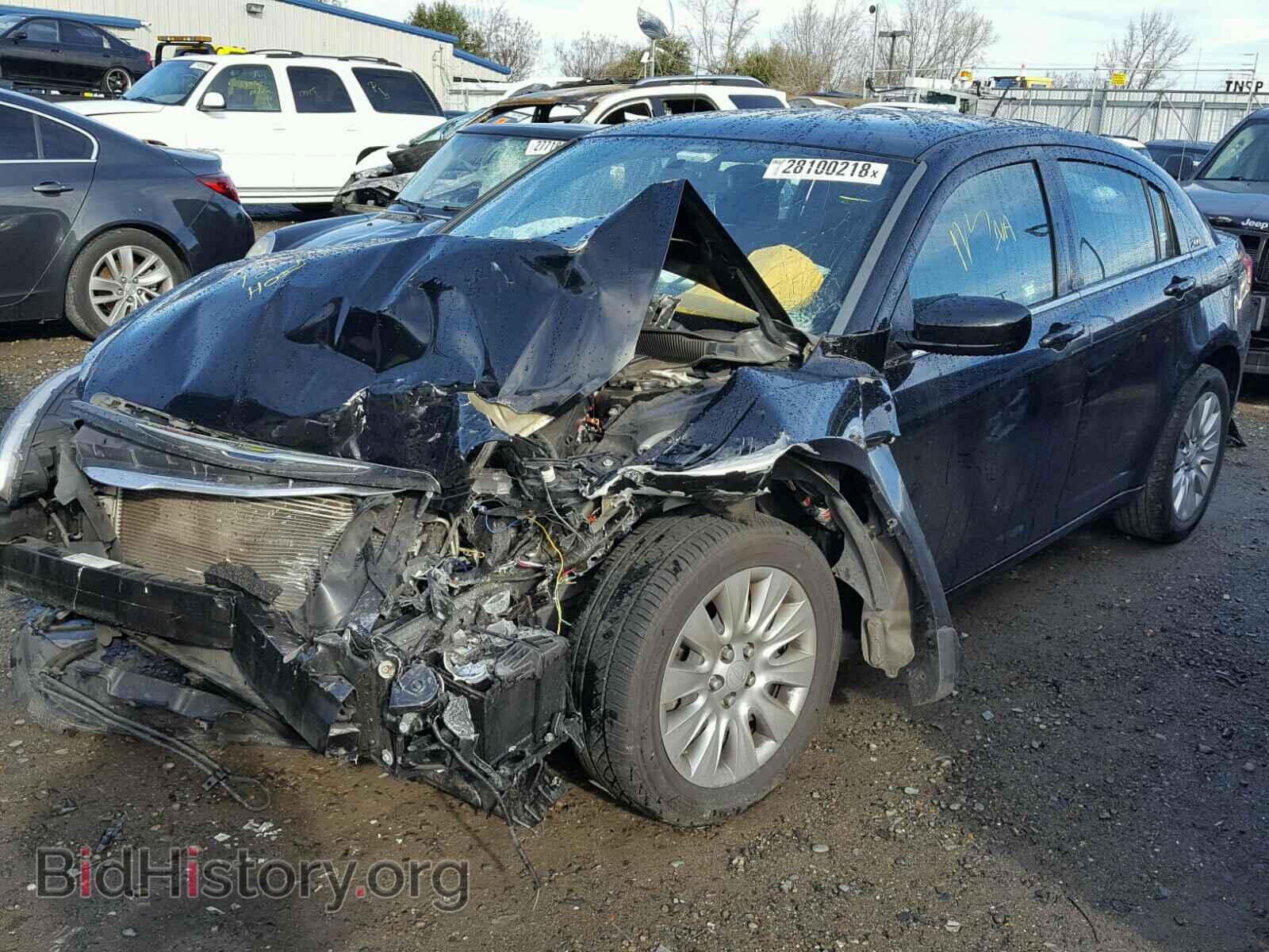 2014 CHRYSLER 200 - VIN: 1C3CCBABXEN212984 - Фото 2