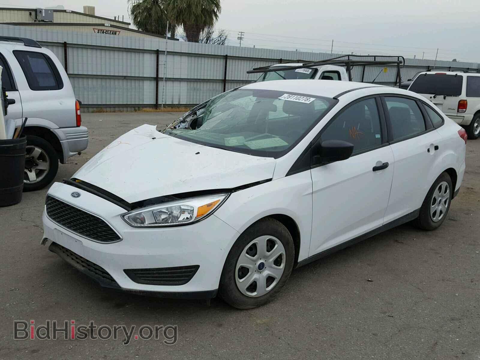 2016 FORD FOCUS - VIN: 1FADP3E24GL282716 - Фото 2