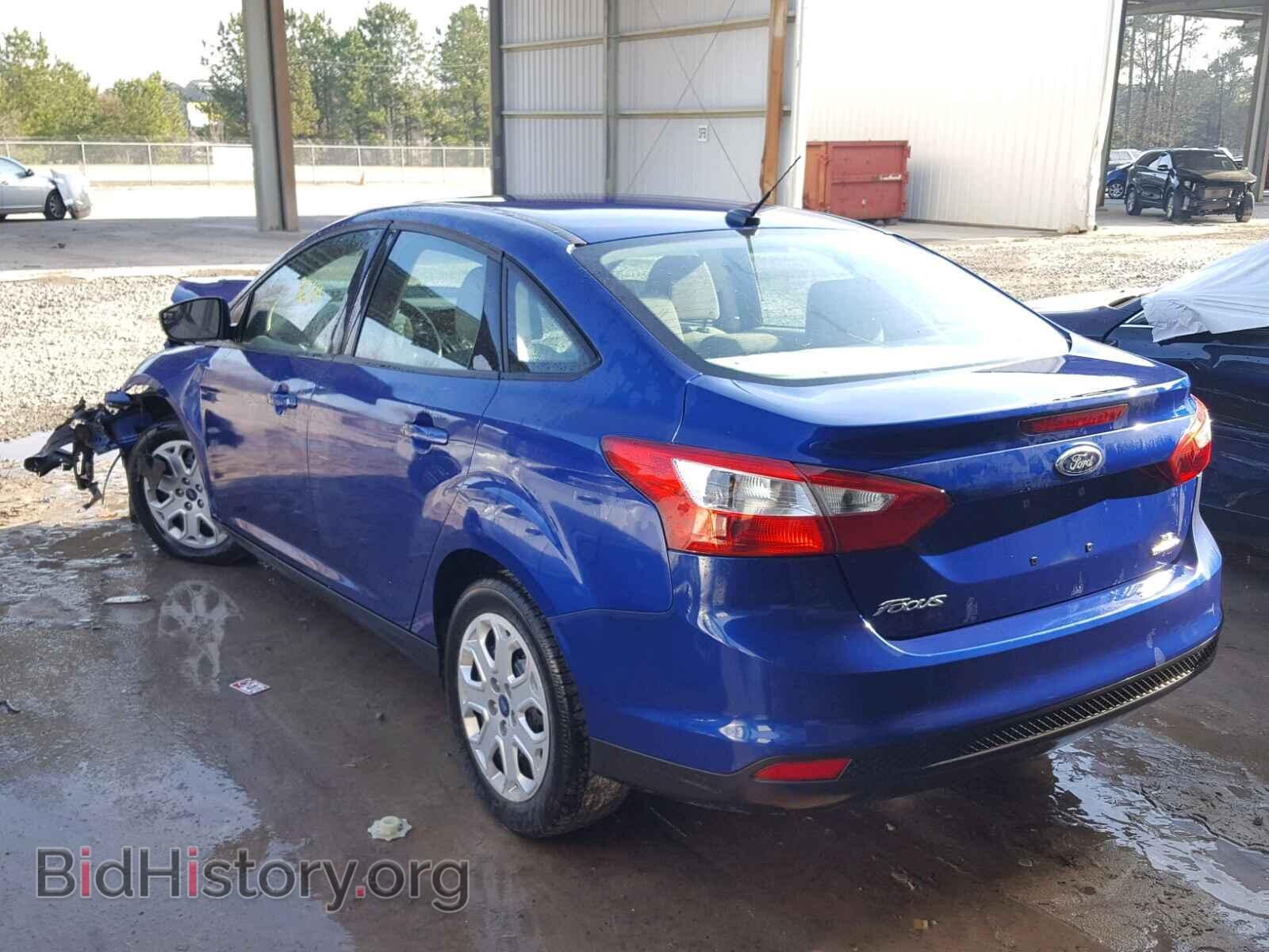 2012 Ford FOCUS (VIN 1FAHP3F27CL456014) — photo 3 of 10