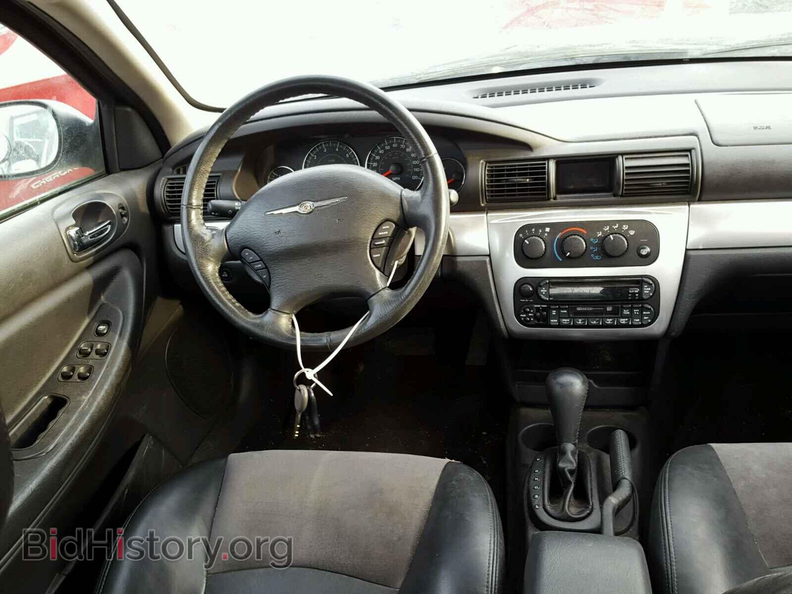 2006 CHRYSLER SEBRING - VIN: 1C3EL56RX6N239412 - Фото 9