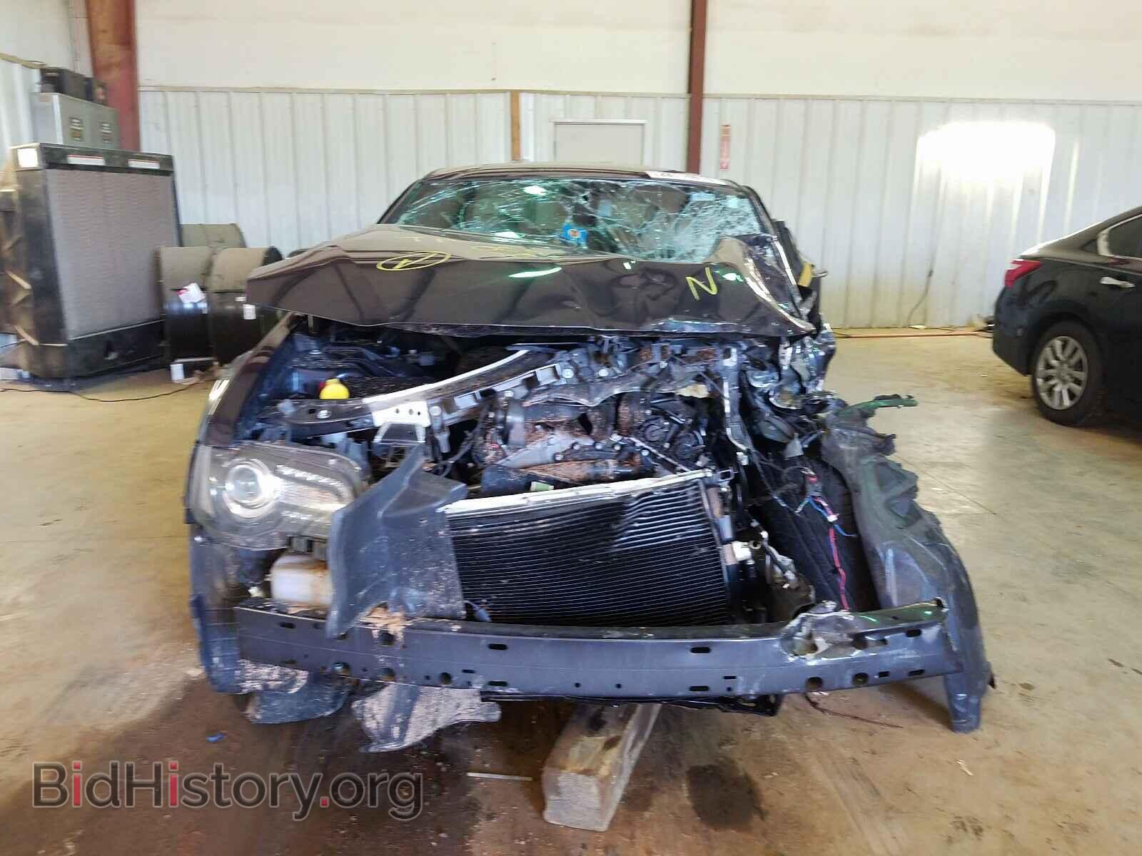 2019 CHRYSLER 300 - VIN: 2C3CCABG8KH524052 - Фото 9