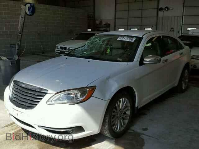 2011 CHRYSLER 200 - VIN: 1C3BC2FB2BN571939 - Фото 2