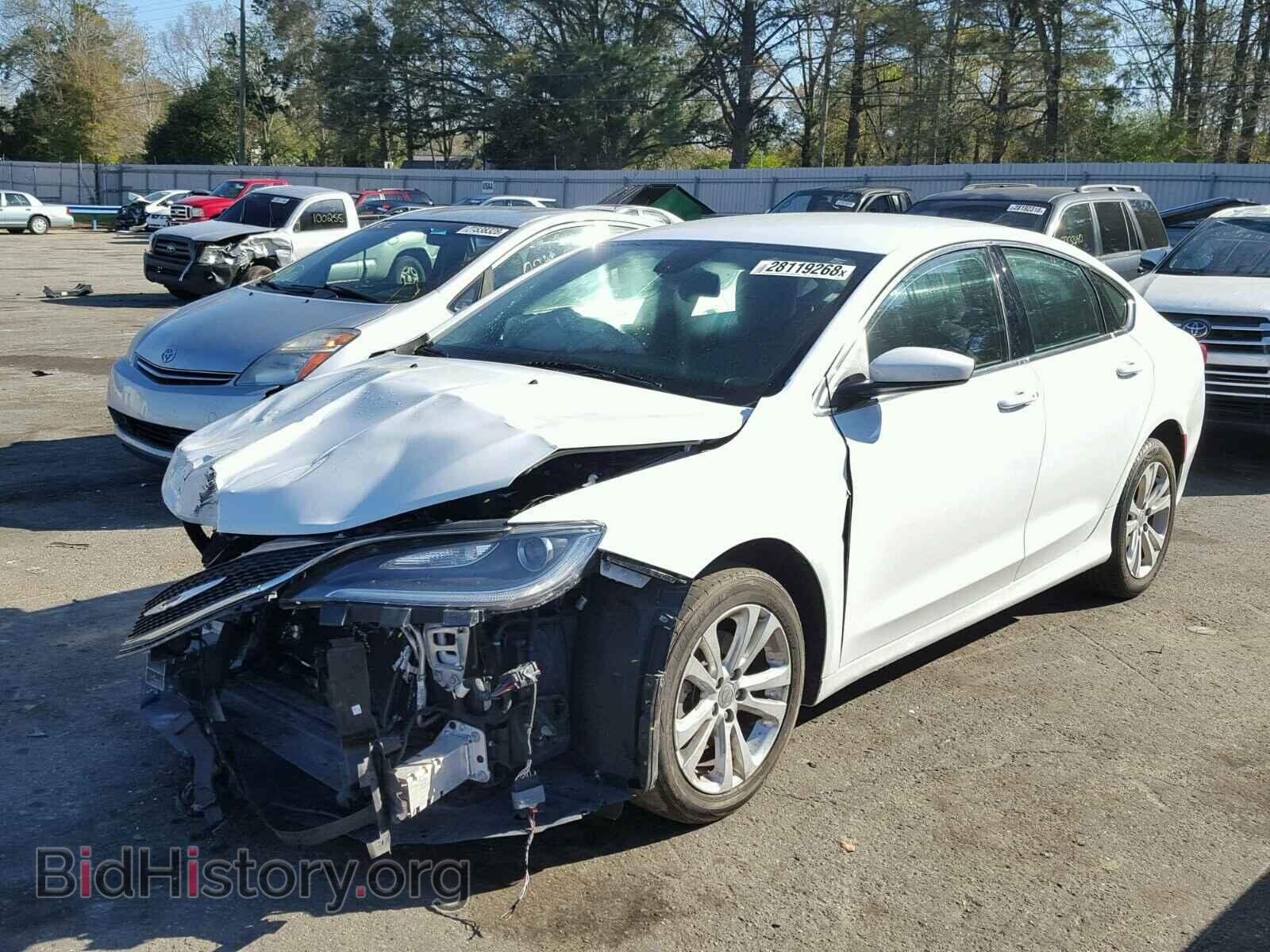 2015 CHRYSLER 200 - VIN: 1C3CCCABXFN612387 - Фото 2