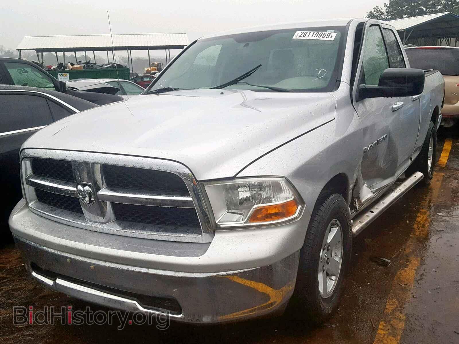 2011 DODGE RAM 1500 - VIN: 1D7RB1GP0BS515121 - Фото 2