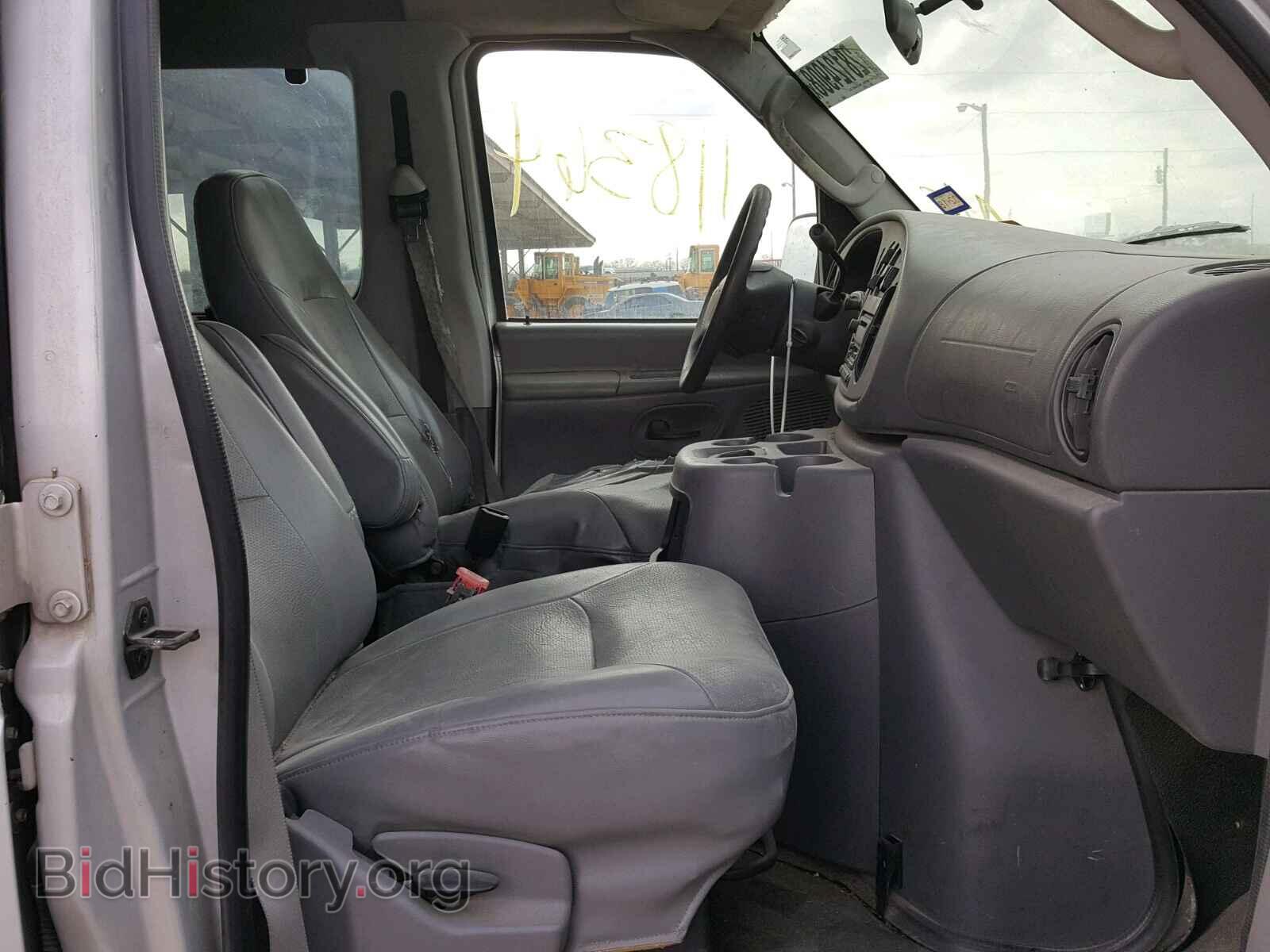 2005 FORD ECONOLINE - VIN: 1FBSS31S75HA25396 - Фото 5