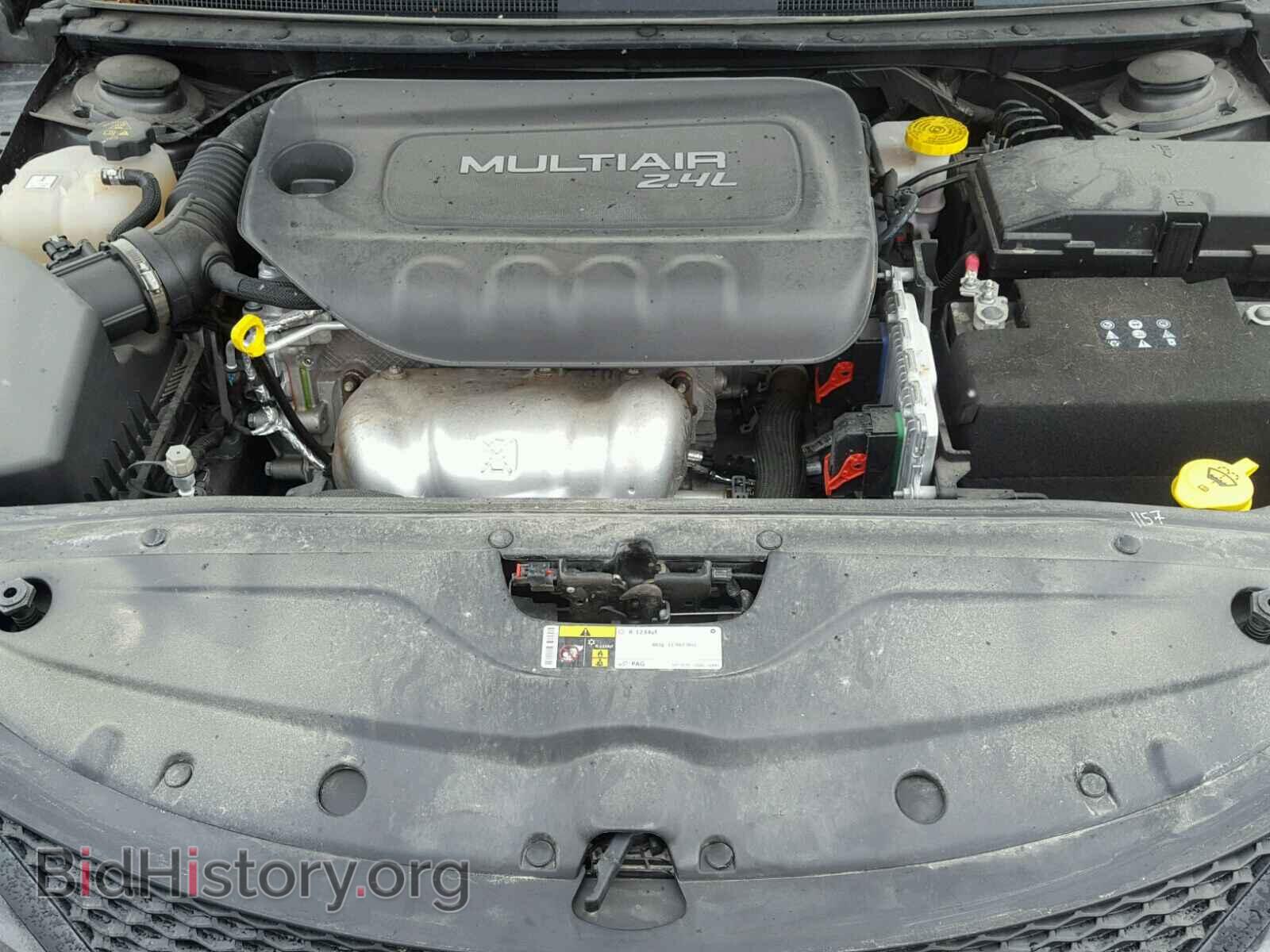 2016 CHRYSLER 200 - VIN: 1C3CCCBB7GN132565 - Фото 7